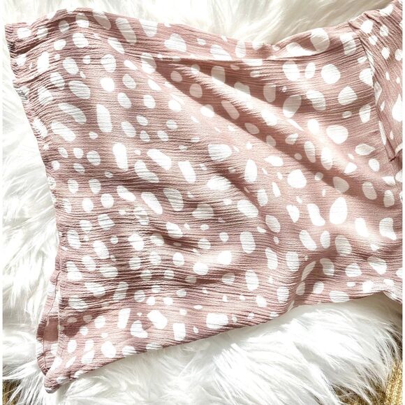 Pink Lily Polka Dot Romper in Mauve & White Size Small - Picture 5 of 11